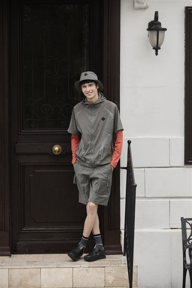 メンズおすすめコーディネート LOOK 02