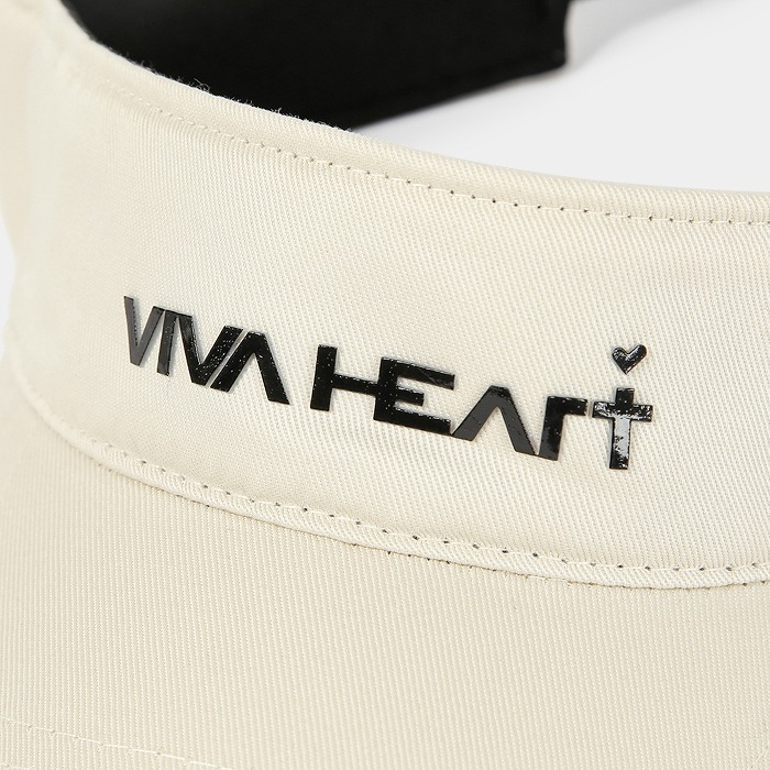 ライトベージュ