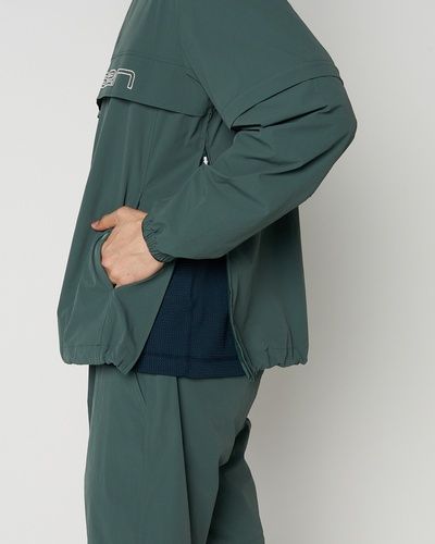 グリーン