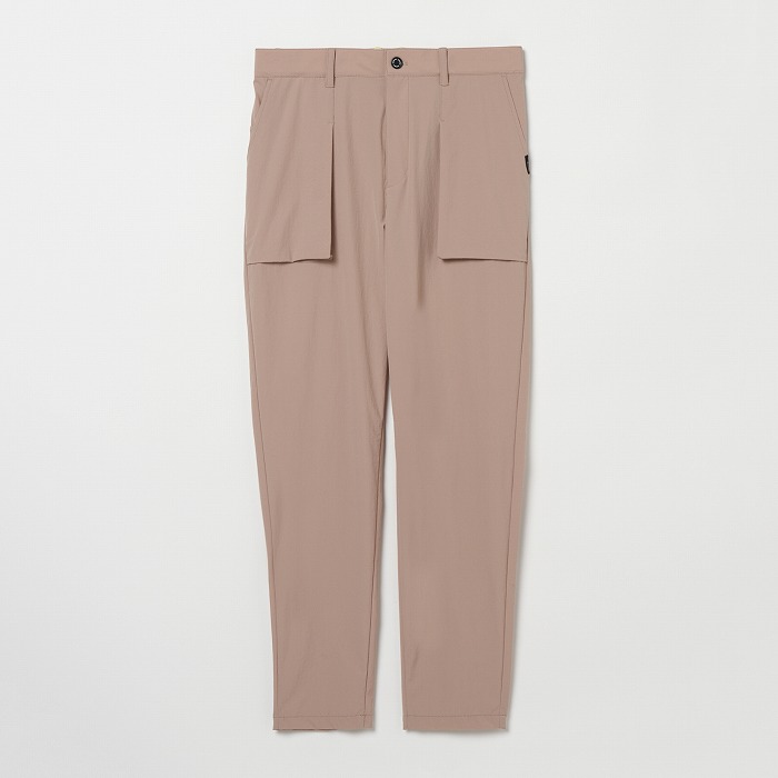 ライトブラウン