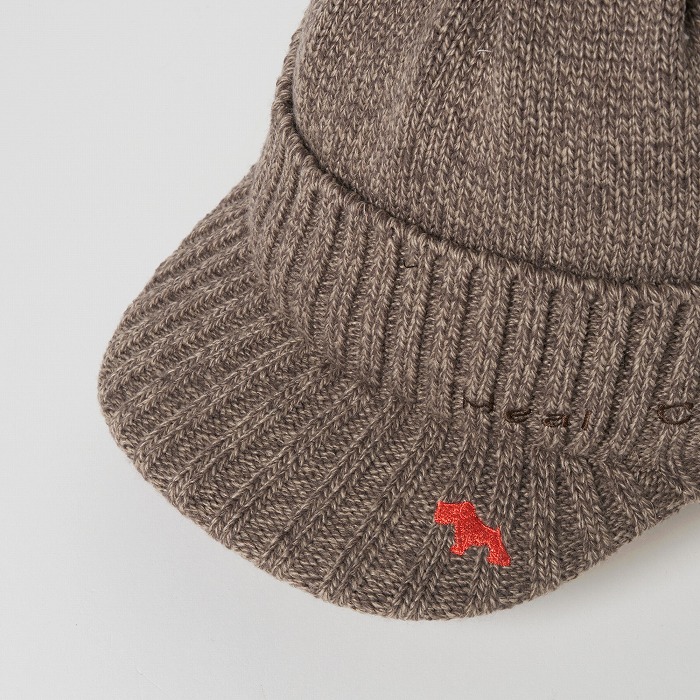 ライトベージュ