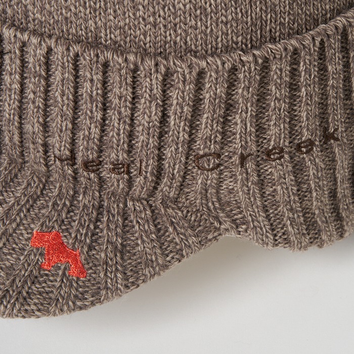 ライトベージュ