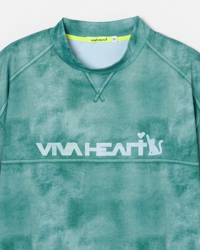 ライトグリーン