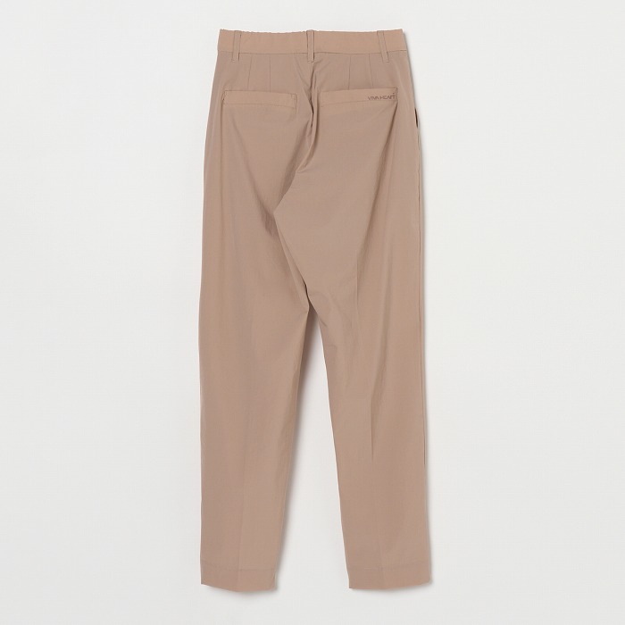 ライトブラウン