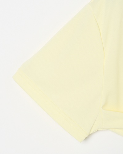 ライトイエロー