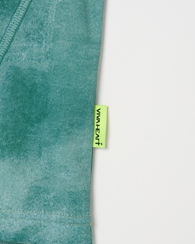 ライトグリーン