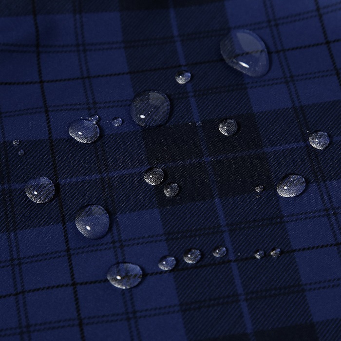 ブルー