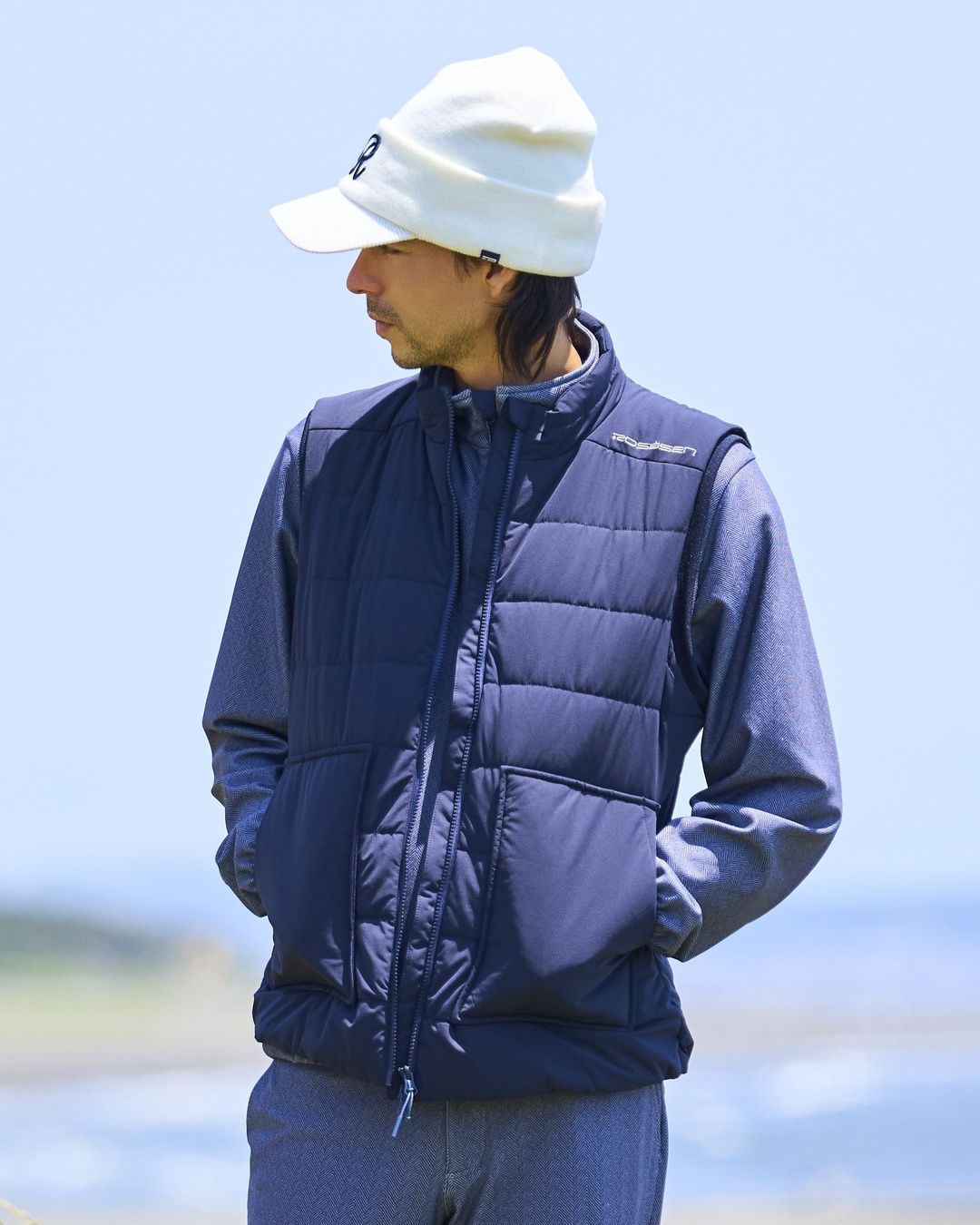 ネイビー