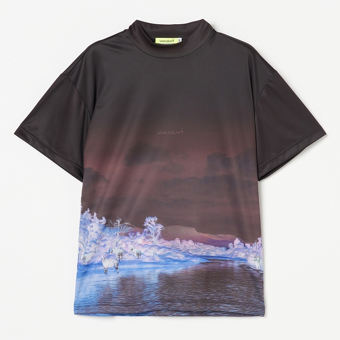 VIVA HEART（ビバハート）ダブルメッシュ風景半袖モックネックシャツ