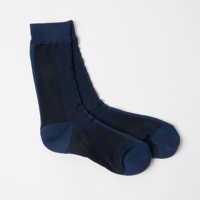 VIVA HEART（ビバハート）バーチカルラインクルーソックス