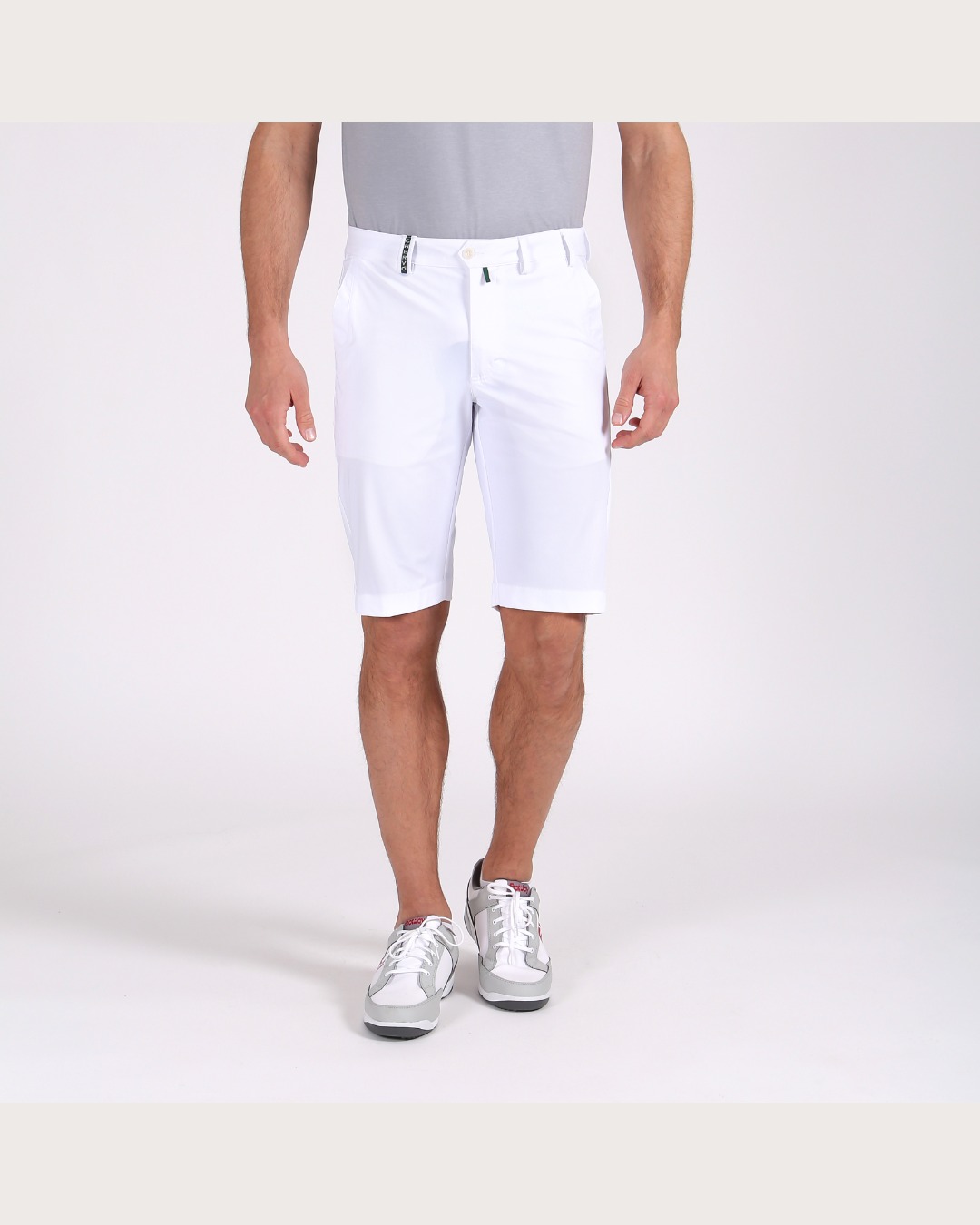 CHERVO（シェルボ）スーパーフレックス４ウェイストレッチショートパンツ