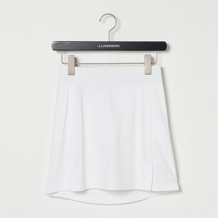J.LINDEBERG（ジェイリンドバーグ）ハーフスカート